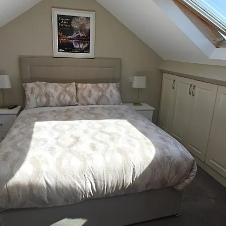 Bed & Breakfast Sli Na Mara *